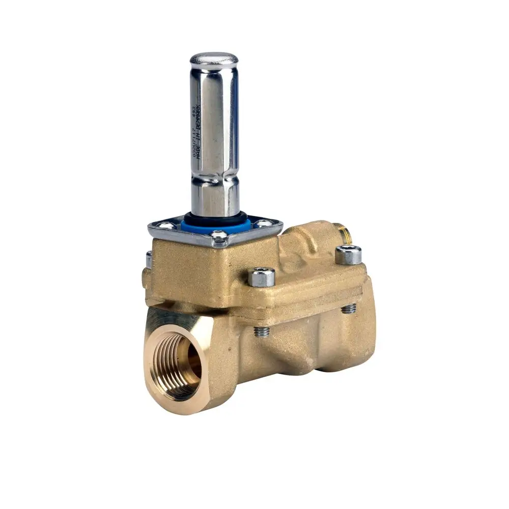 Magnetventil von Danfoss, aus Messing, mit einem hohen Ventilelement, Anschlussgröße 1/2 Zoll und einer Gewindeausführung, zur Verwendung in Heizungs- und Kühlanlagen.